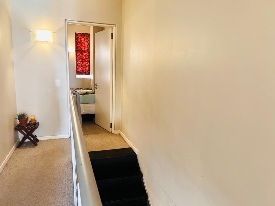 2 Bedroom Property for Sale in Cape Town City Centre Western Cape